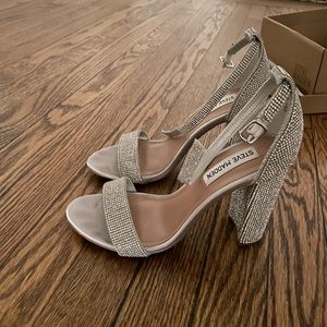 (Worn once) Steve Madden heels Size 7